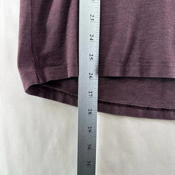 Lululemon Shirt Mens Size M Crewneck Short Sleeve Jersey Heather Purple - Picture 10 of 10